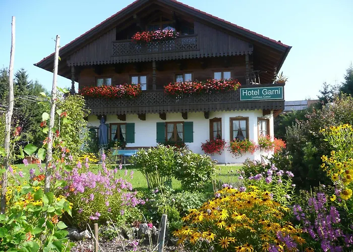 Landhaus Caesar - Hotel Garni